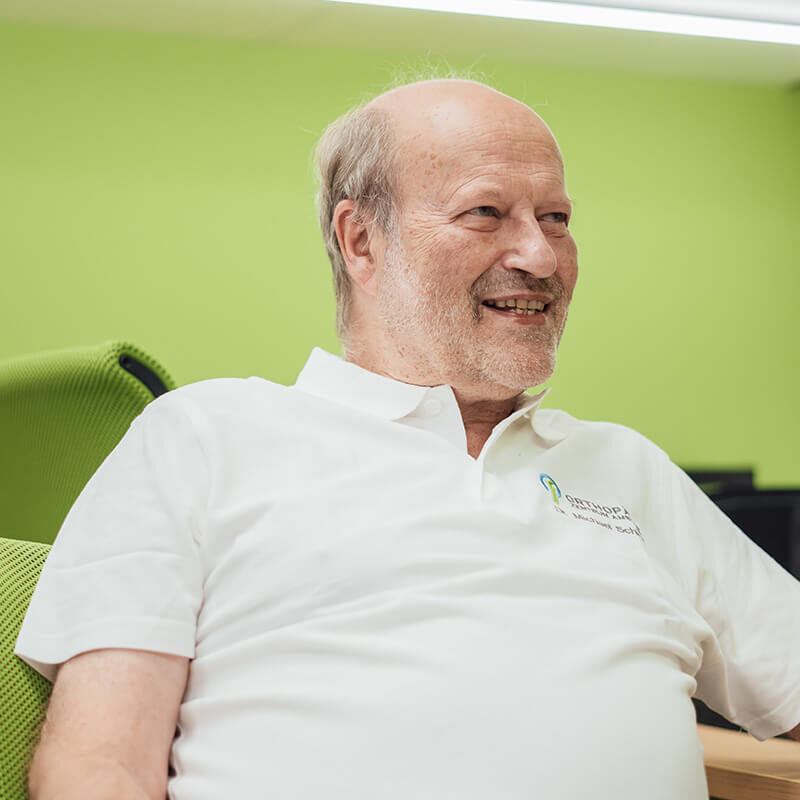 Dr. Michael Schigutt